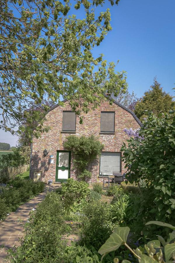 Land S' End Villa Philippine Exterior photo